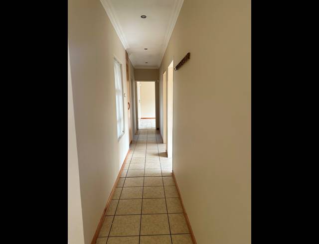 3 BEDROOM TOWNHOUSE FOR SALE IN NEW REDRUTH